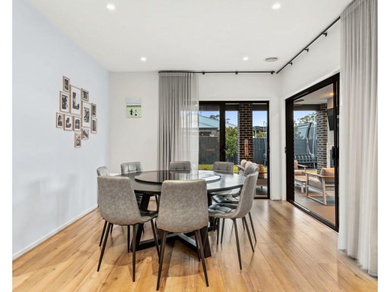 10 Cyathea Street, Drouin VIC 3818