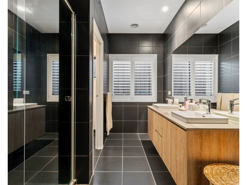 10 Cyathea Street, Drouin VIC 3818