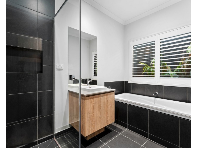 10 Cyathea Street, Drouin VIC 3818