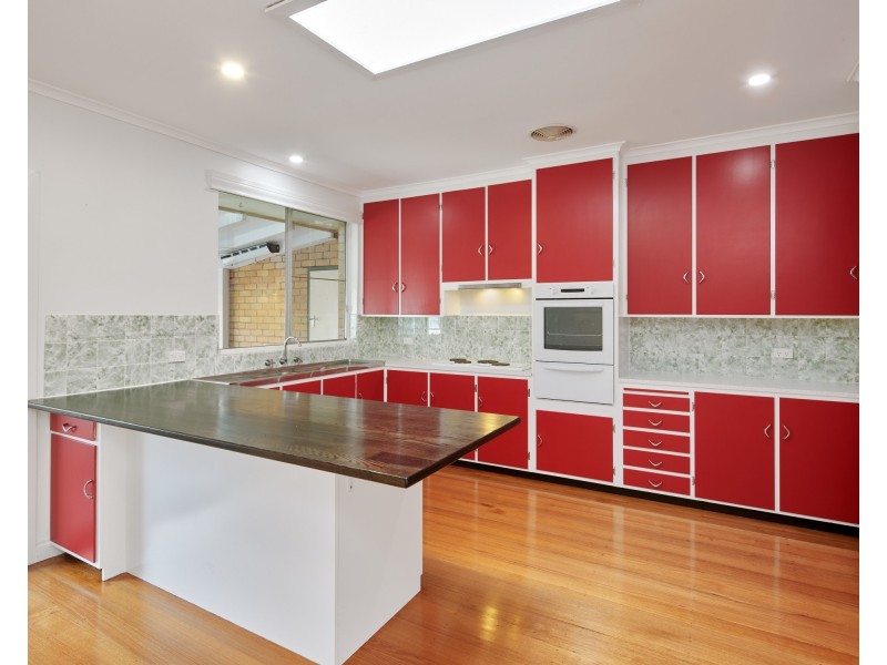 2a Inverness Street, Warragul VIC 3820