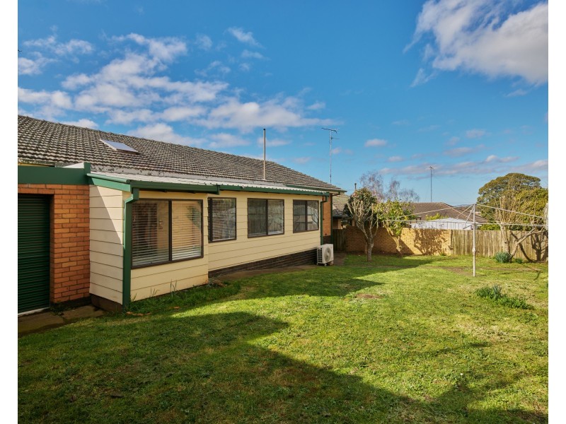 2a Inverness Street, Warragul VIC 3820