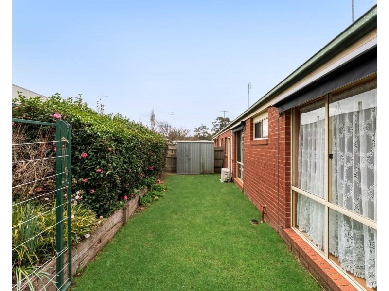 1/7 Fuhrmann Court, Drouin VIC 3818