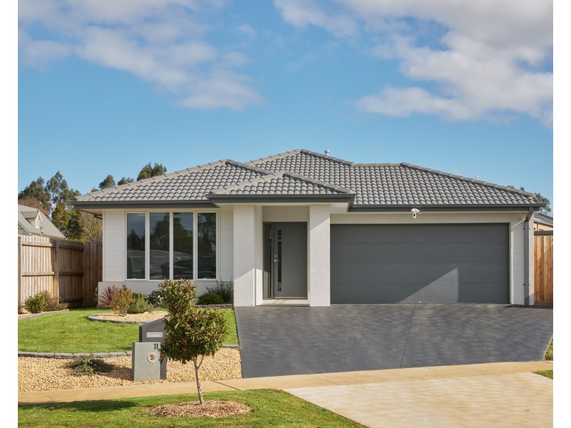 11 Boxcar Street, Warragul VIC 3820