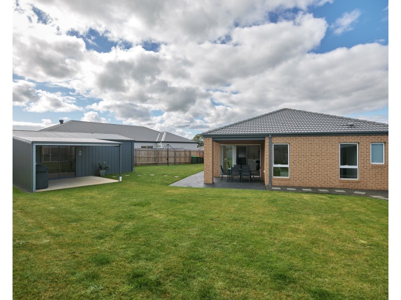 11 Boxcar Street, Warragul VIC 3820