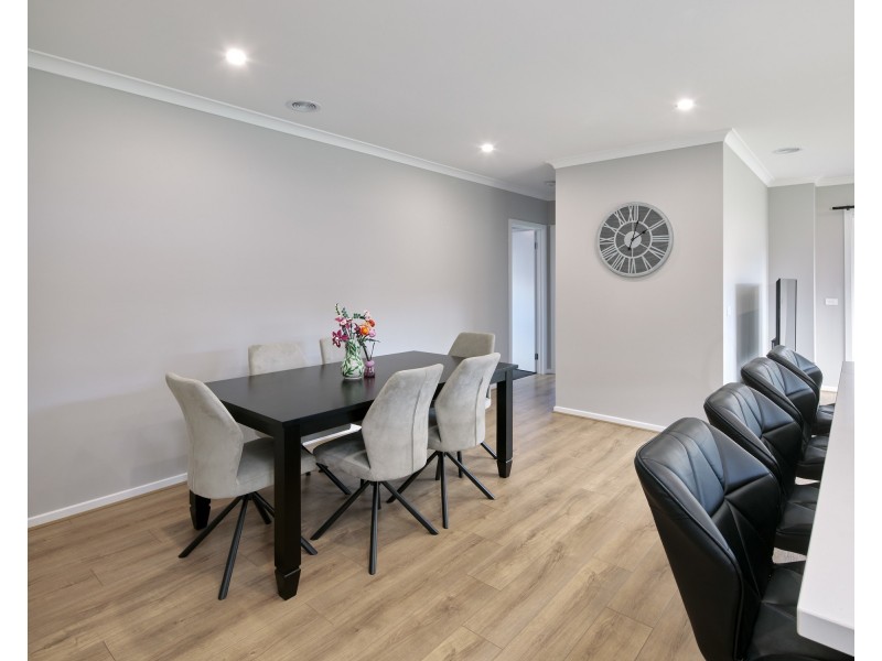 11 Boxcar Street, Warragul VIC 3820
