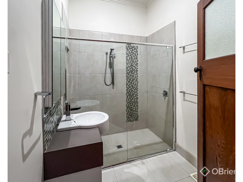 70 Clifford Street, Warragul VIC 3820