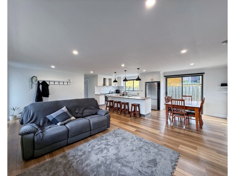 7 Wood Street, Drouin VIC 3818