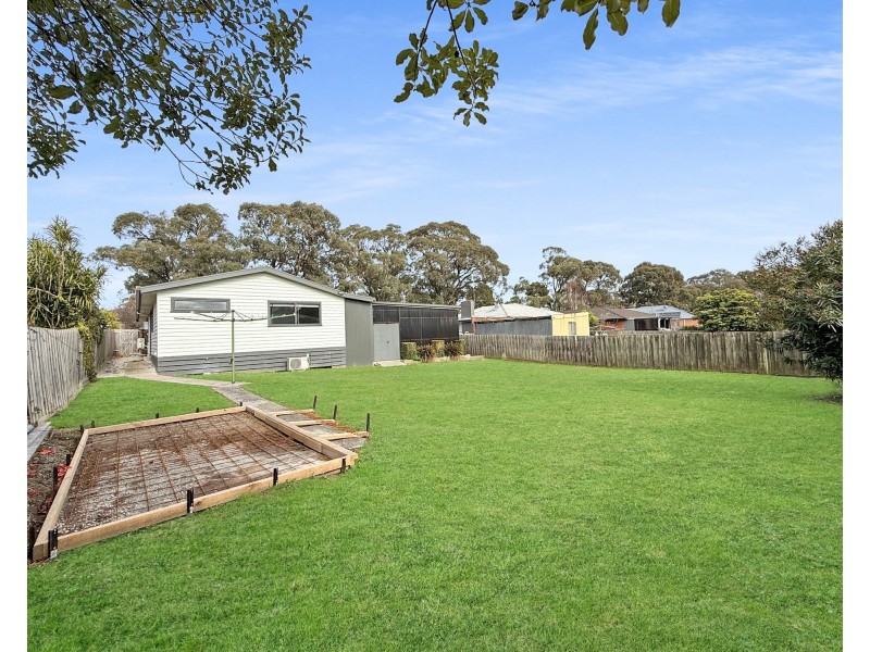 7 Wood Street, Drouin VIC 3818