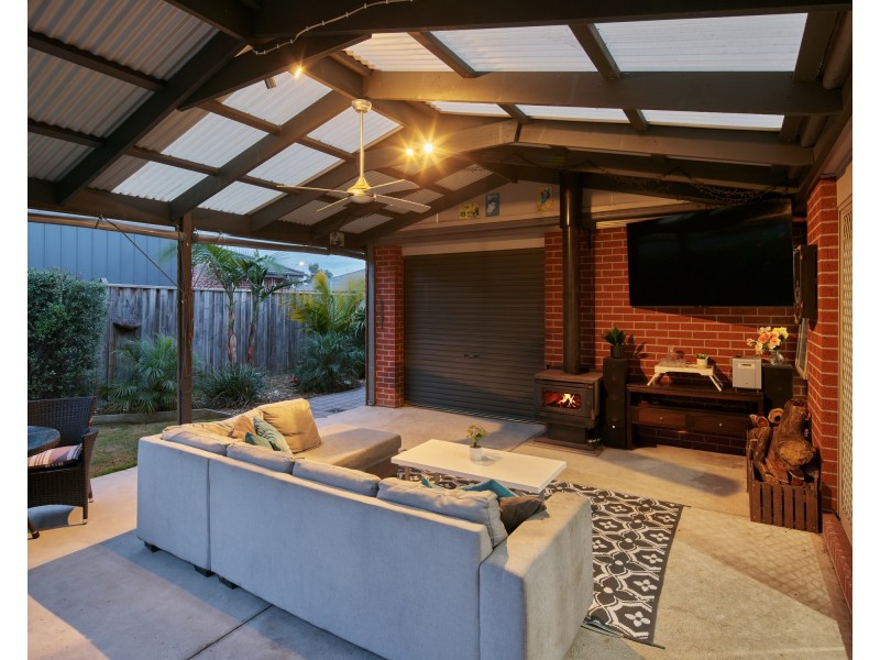 6 Wren Street, Koo Wee Rup VIC 3981