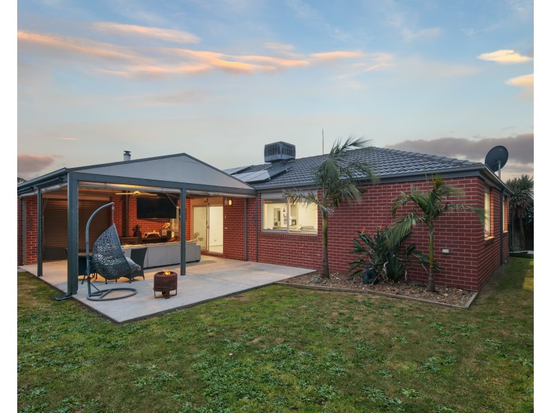 6 Wren Street, Koo Wee Rup VIC 3981
