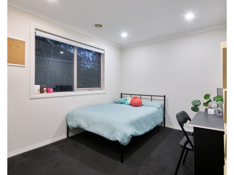 6 Wren Street, Koo Wee Rup VIC 3981