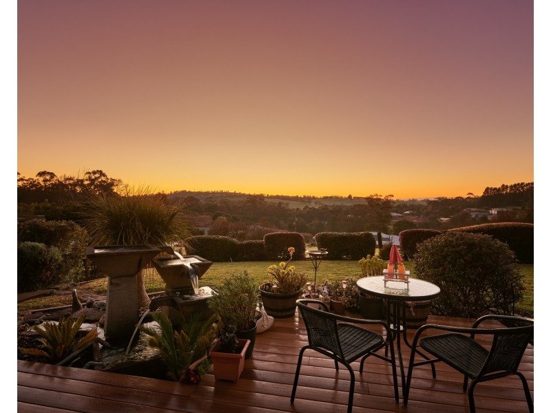 72 Bexley Boulevard, Drouin VIC 3818