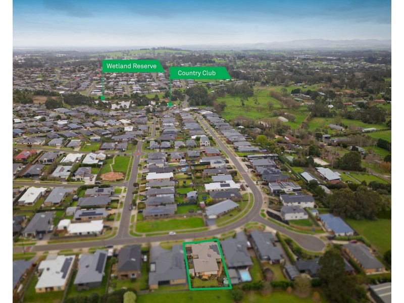 72 Bexley Boulevard, Drouin VIC 3818