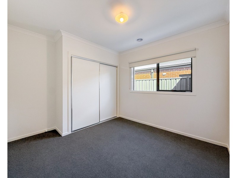 13 Rosea St Street, Warragul VIC 3820