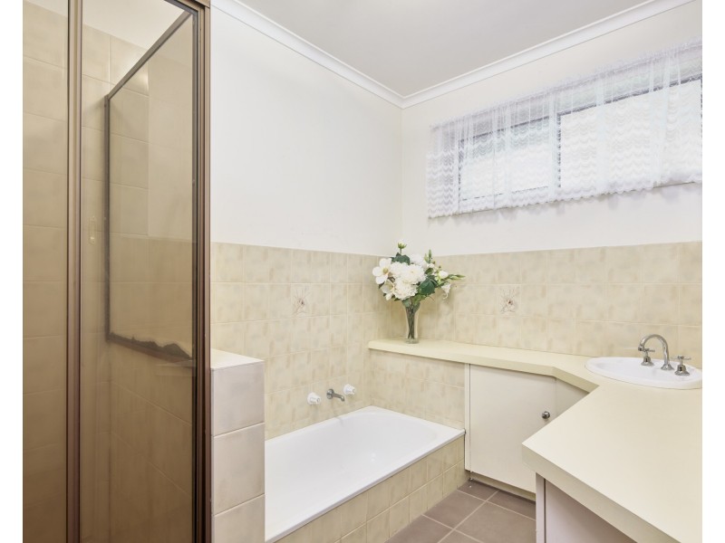 16 Main Neerim Road, Drouin VIC 3818