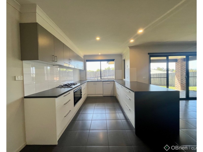 45 Myrtle Crescent, Warragul VIC 3820