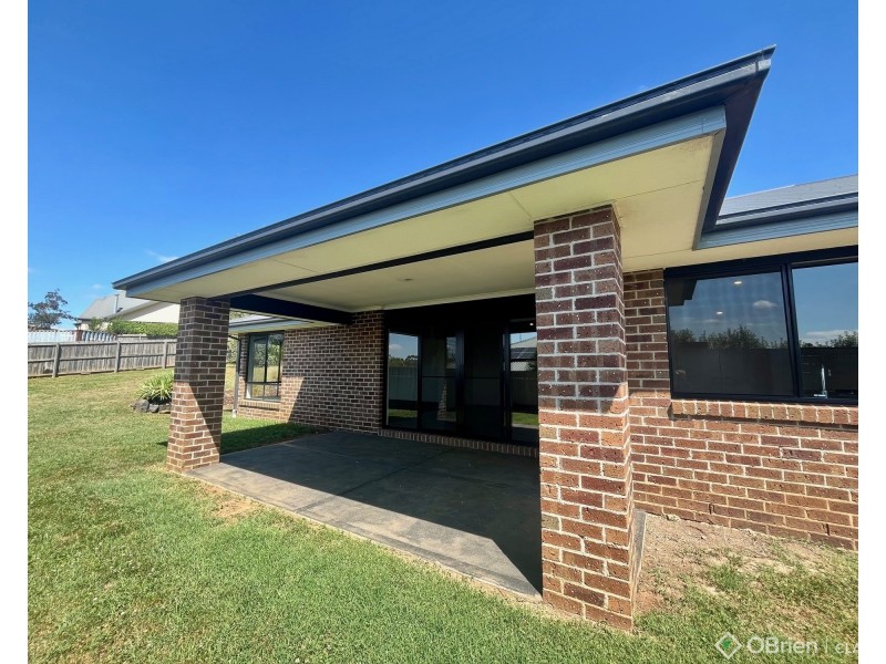 45 Myrtle Crescent, Warragul VIC 3820