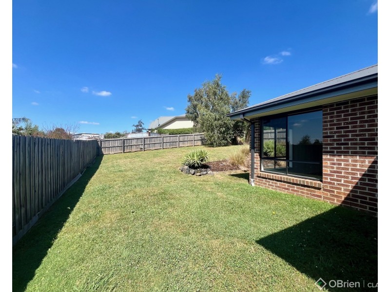 45 Myrtle Crescent, Warragul VIC 3820