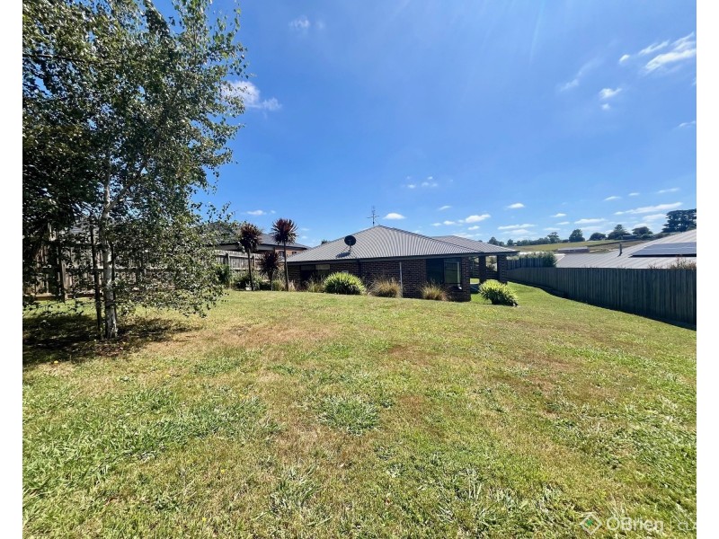 45 Myrtle Crescent, Warragul VIC 3820