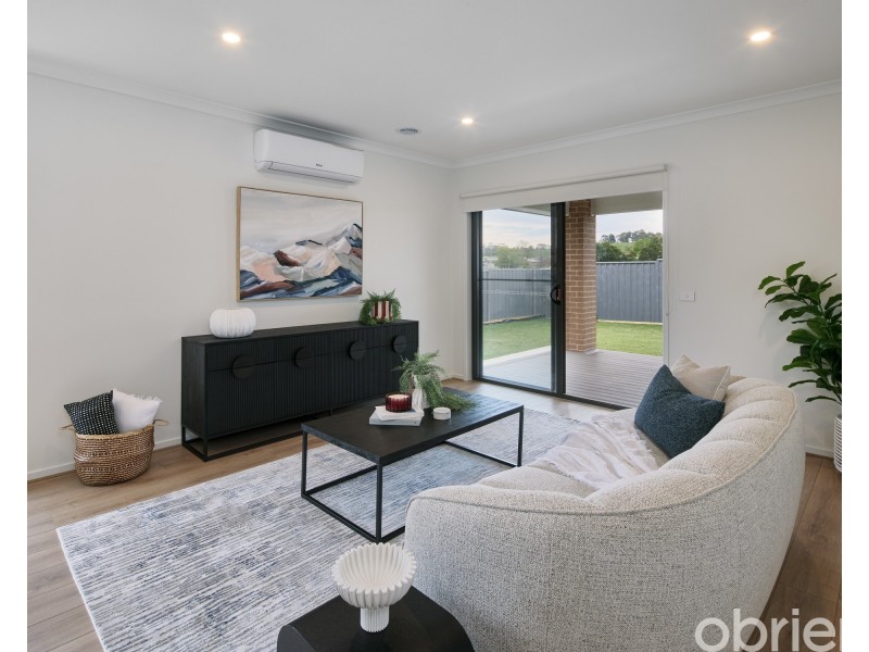 13 Bell Heather Boulevard, Warragul VIC 3820