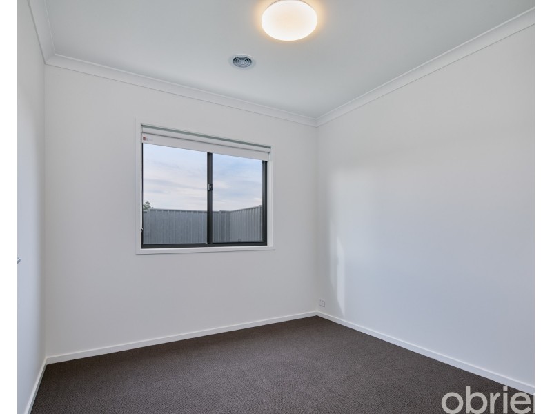 13 Bell Heather Boulevard, Warragul VIC 3820