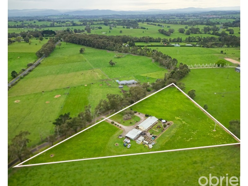 85 Twigg Lane, Drouin South VIC 3818