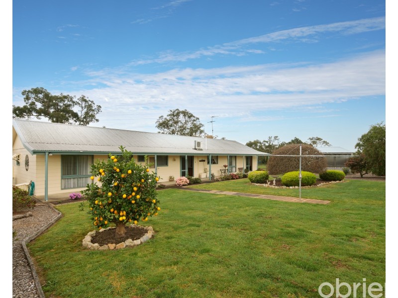 85 Twigg Lane, Drouin South VIC 3818
