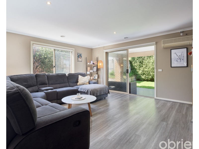 12 Eucalypt Court, Drouin VIC 3818