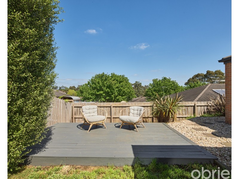 12 Eucalypt Court, Drouin VIC 3818
