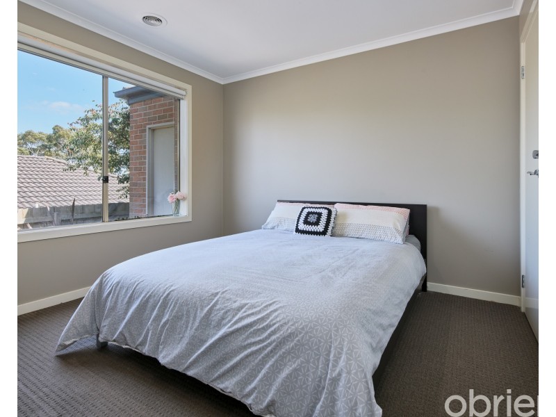 12 Eucalypt Court, Drouin VIC 3818