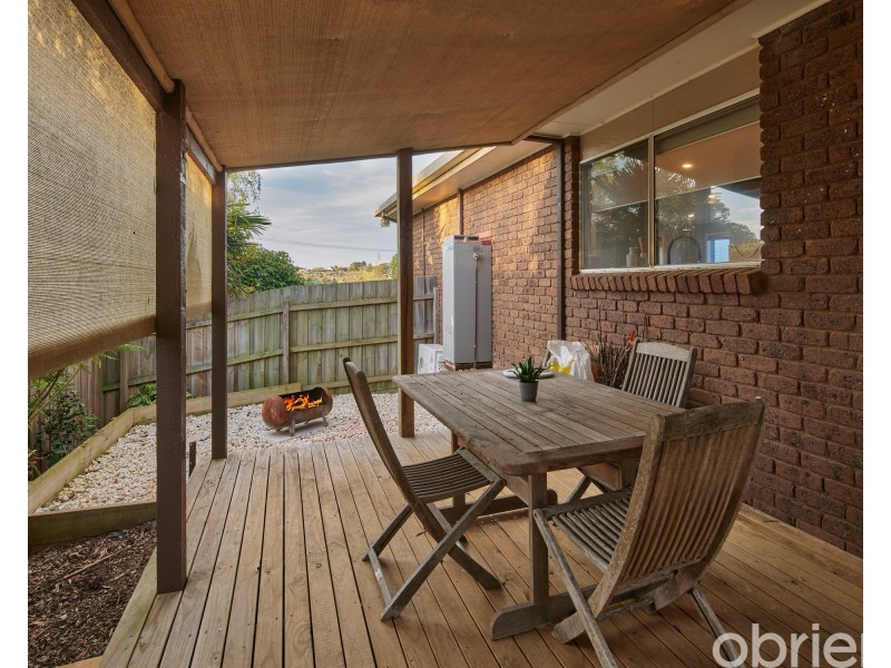 2 Edward Street, Drouin VIC 3818