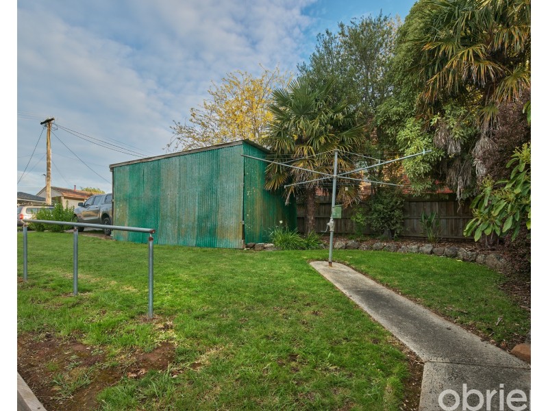 2 Edward Street, Drouin VIC 3818