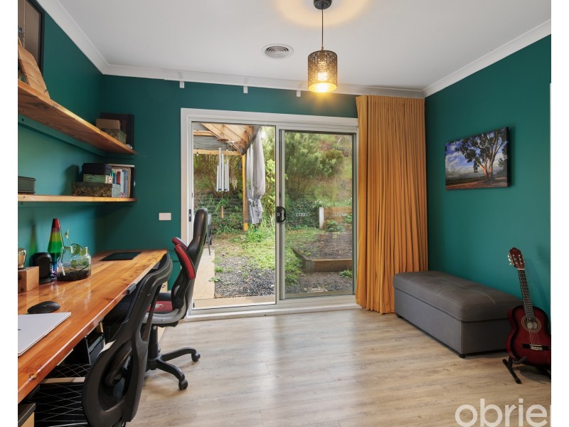 2 Red Hill Court, Neerim South VIC 3831
