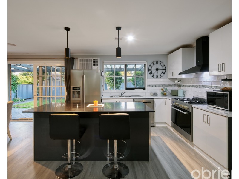 43 Longwarry Road, Drouin VIC 3818