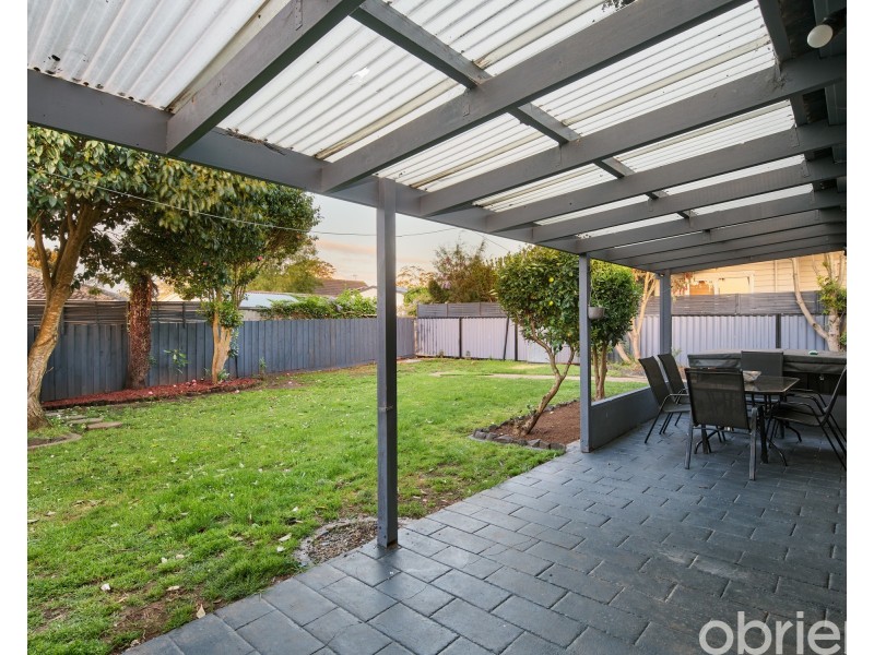 43 Longwarry Road, Drouin VIC 3818