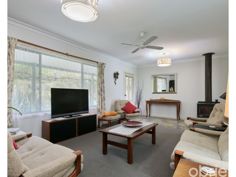 825 Main South Road, Drouin South VIC 3818