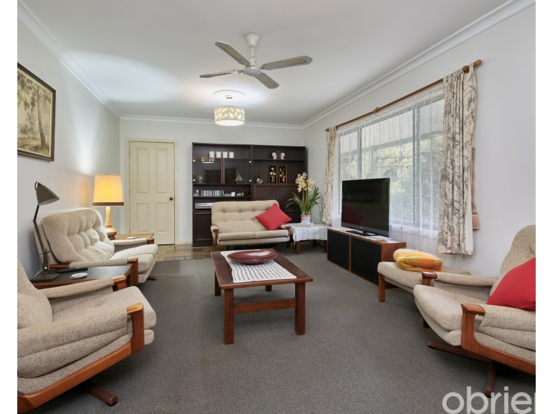 825 Main South Road, Drouin South VIC 3818