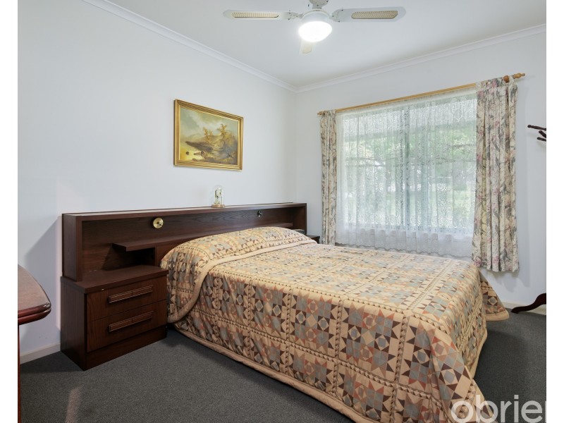 825 Main South Road, Drouin South VIC 3818