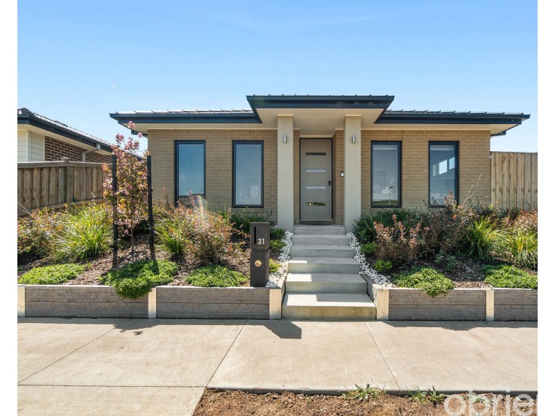 31 Mapleton Avenue, Warragul VIC 3820