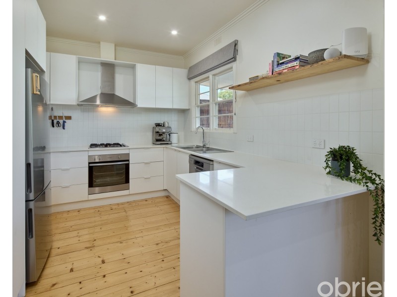 14 Caton Street, Warragul VIC 3820