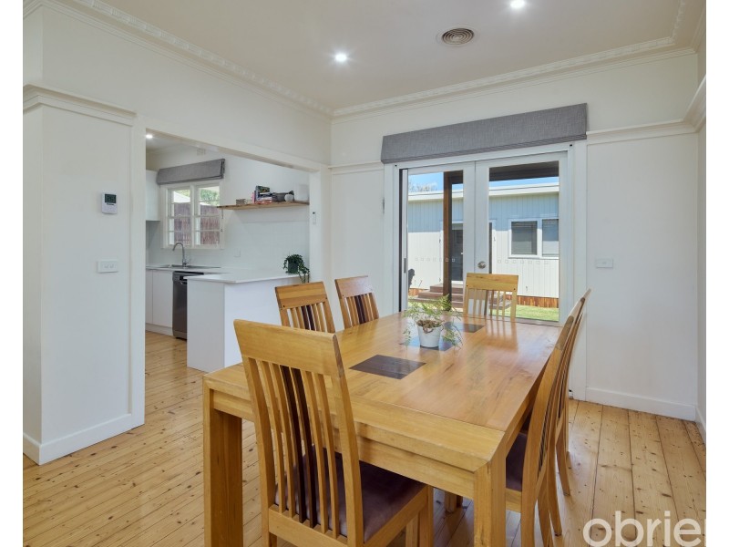 14 Caton Street, Warragul VIC 3820