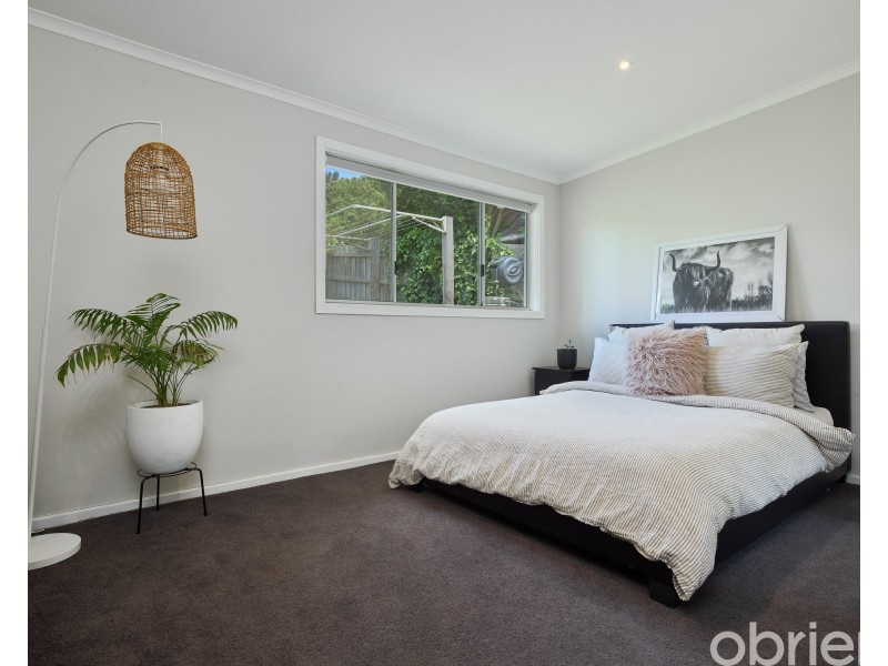 13 Landsborough Street, Warragul VIC 3820