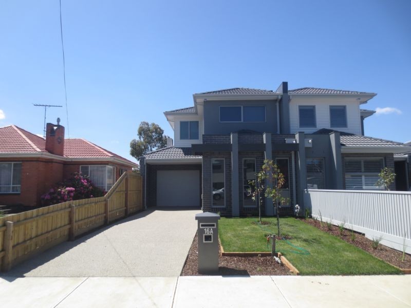 16A Charles Road, Altona VIC 3018
