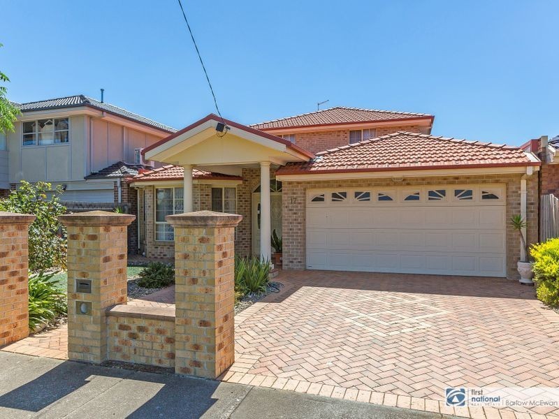 17 Spicer Boulevard, Altona Meadows VIC 3028