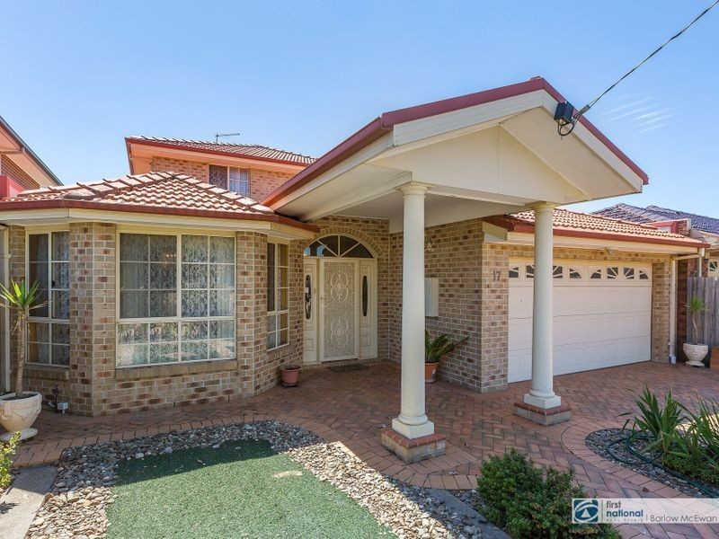 17 Spicer Boulevard, Altona Meadows VIC 3028