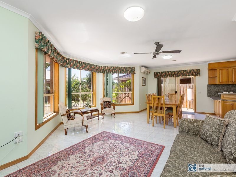 17 Spicer Boulevard, Altona Meadows VIC 3028