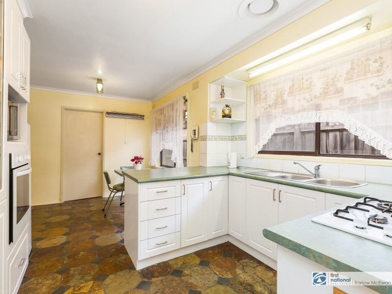 15 Merton Street, Altona Meadows VIC 3028