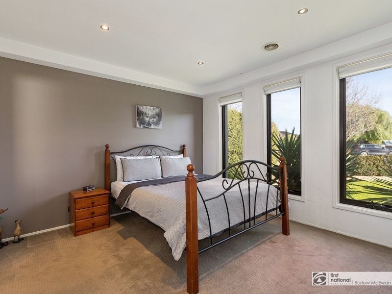 23 Neal Court, Altona North VIC 3025