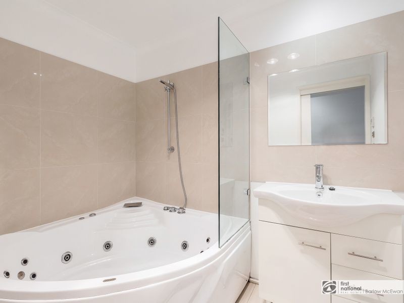 23 Neal Court, Altona North VIC 3025