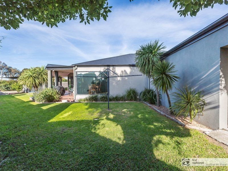 23 Neal Court, Altona North VIC 3025